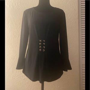 3/4 sleeve black top
